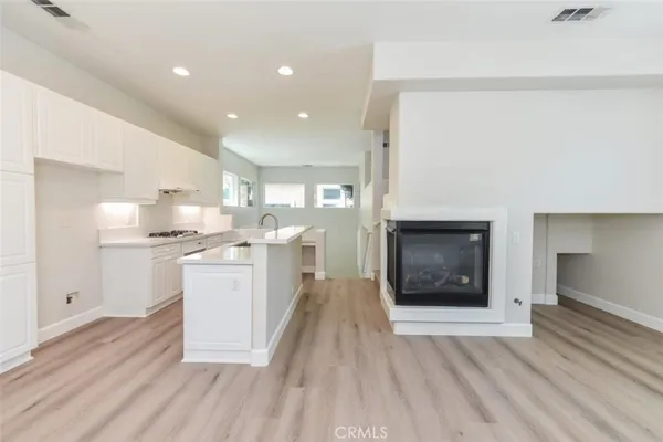 $4,200 | 12 Palagonia Aisle, Irvine, CA 92606
