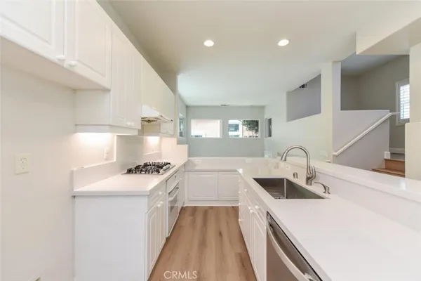 $4,200 | 12 Palagonia Aisle, Irvine, CA 92606