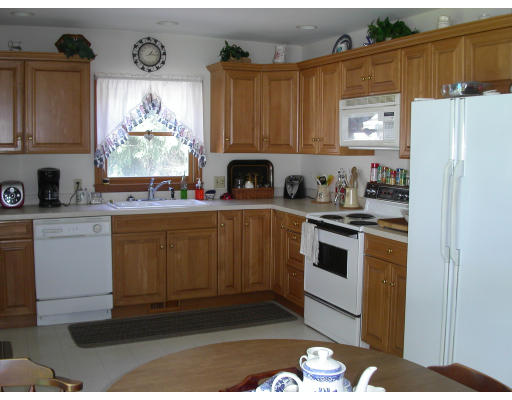 29 Graves Road Greenfield, MA 01301 - Photo 8 of 16 Gallery Image 8
