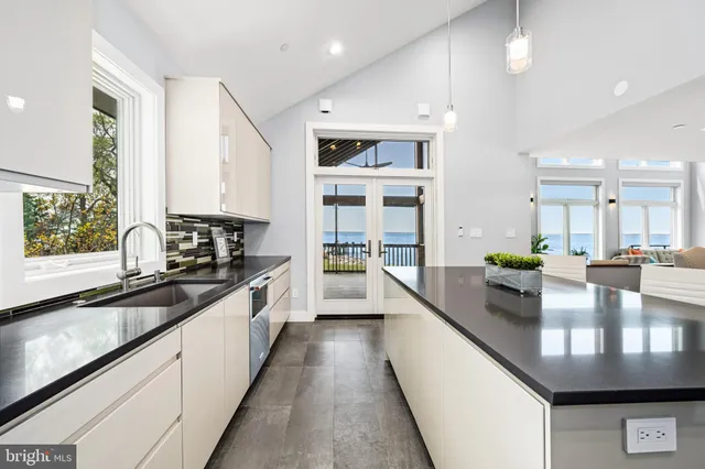 $1,860,000 | 102 Chesapeake Bay Drive, Stevensville, MD 21666