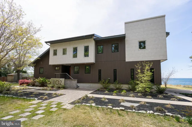 $1,860,000 | 102 Chesapeake Bay Drive, Stevensville, MD 21666