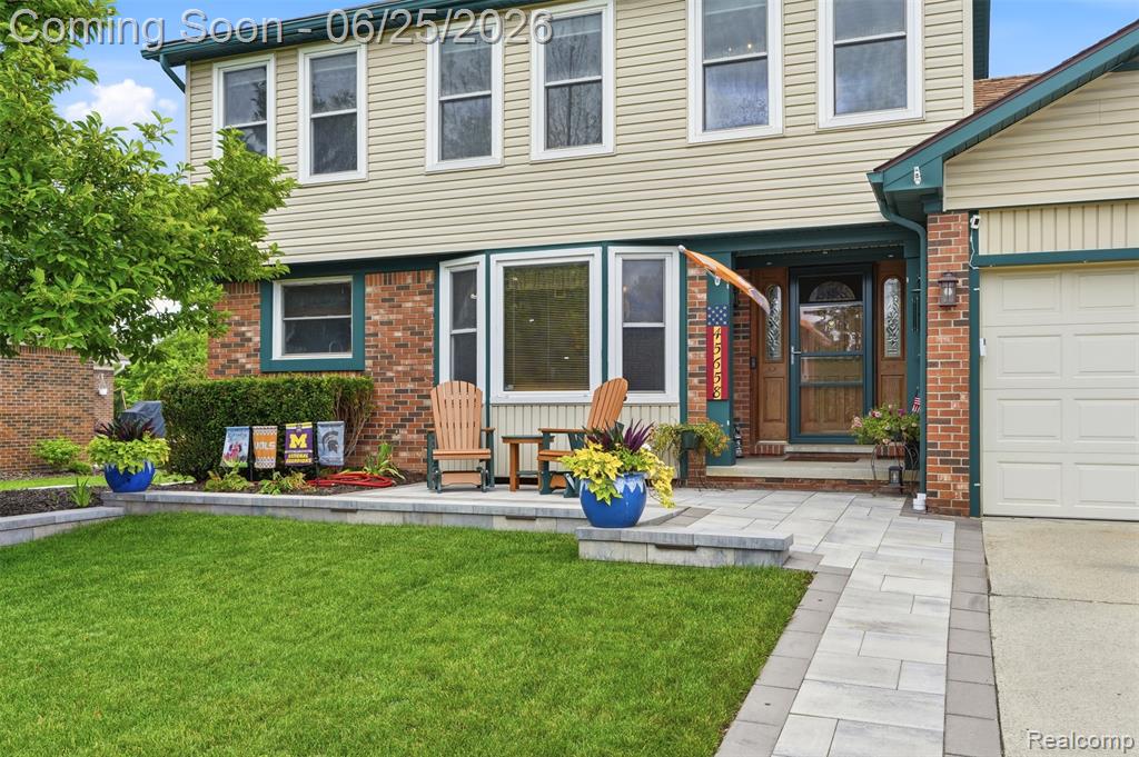45658 Hanford Road Canton, MI 48187 - Photo 3 of 58
