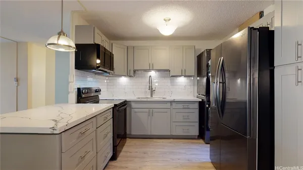 $2,600 | 95-273 Waikalani Drive, Unit D302, Mililani, HI 96789