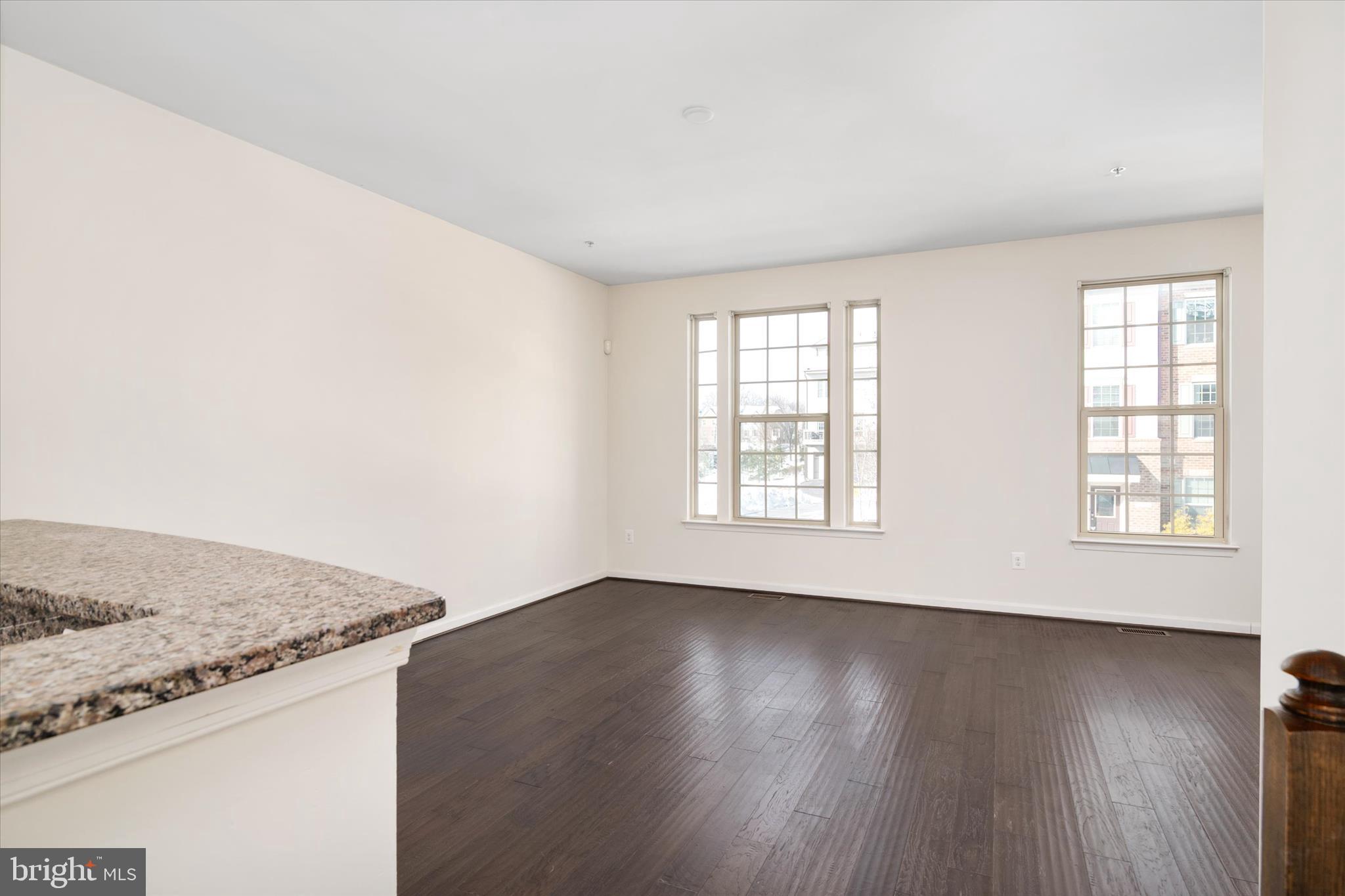 7627 Hamilton Crossing Hanover, MD 21076 - Photo 16 of 34 the front living area on the 2nd level