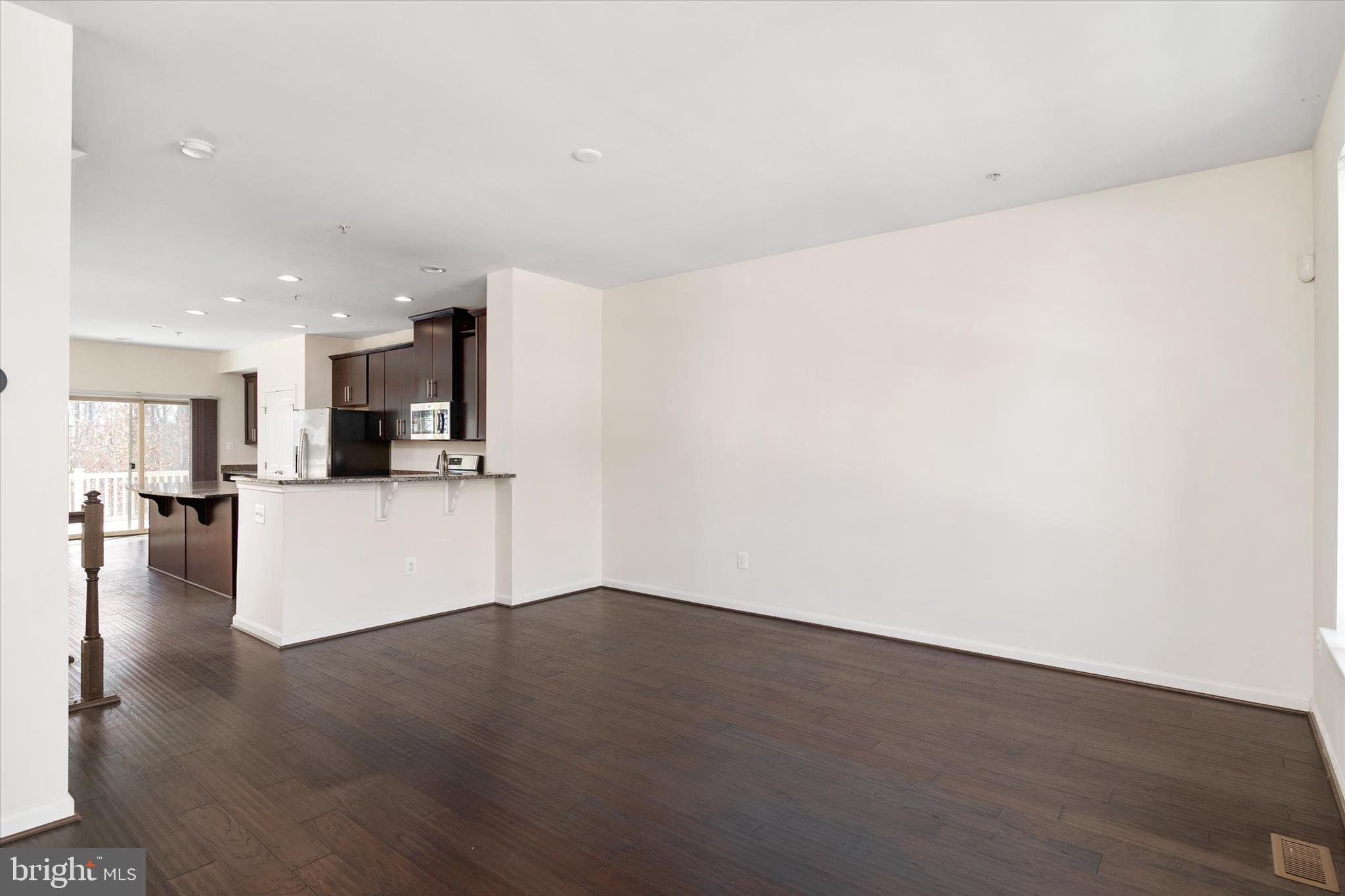 7627 Hamilton Crossing Hanover, MD 21076 - Photo 18 of 34 large open areas