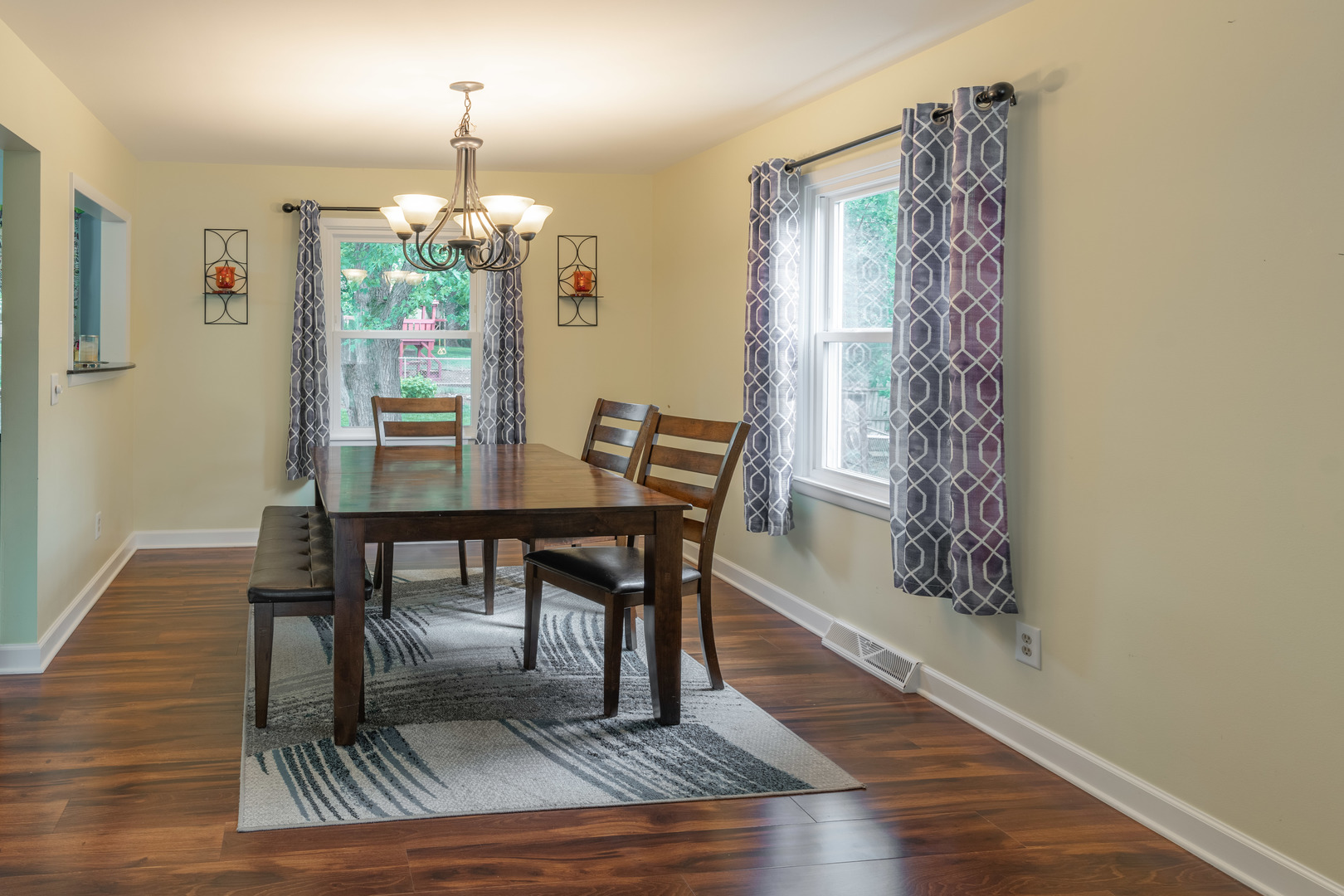 22 Aldon Road Montgomery, IL 60538 - Photo 2 of 16