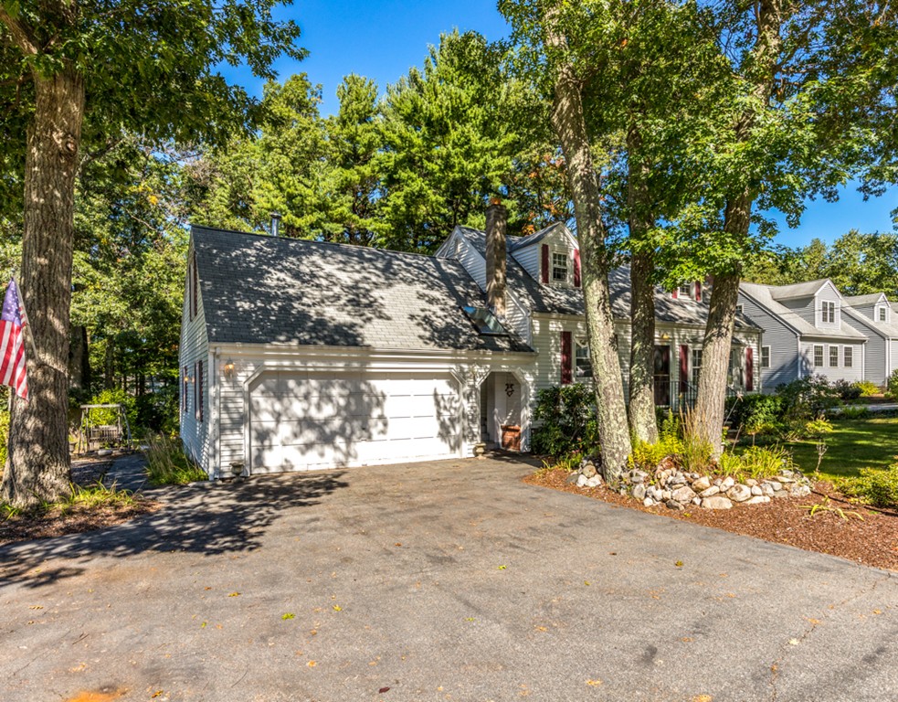 8 Foster Road Burlington, MA 01803 - Photo 3 of 30 Gallery Image 3