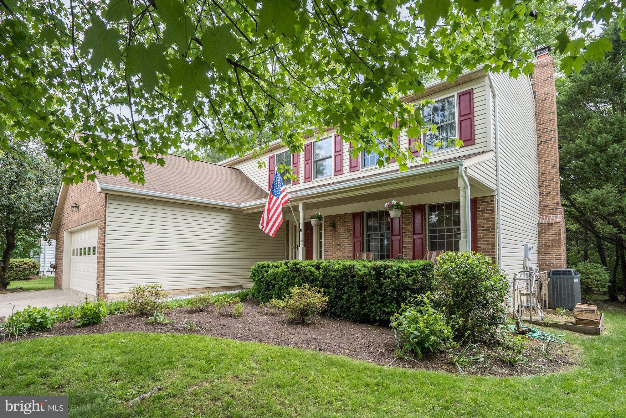 2330 Club Pond Lane Reston, VA 20191 - Photo 2 of 39 Beautiful Landscaping