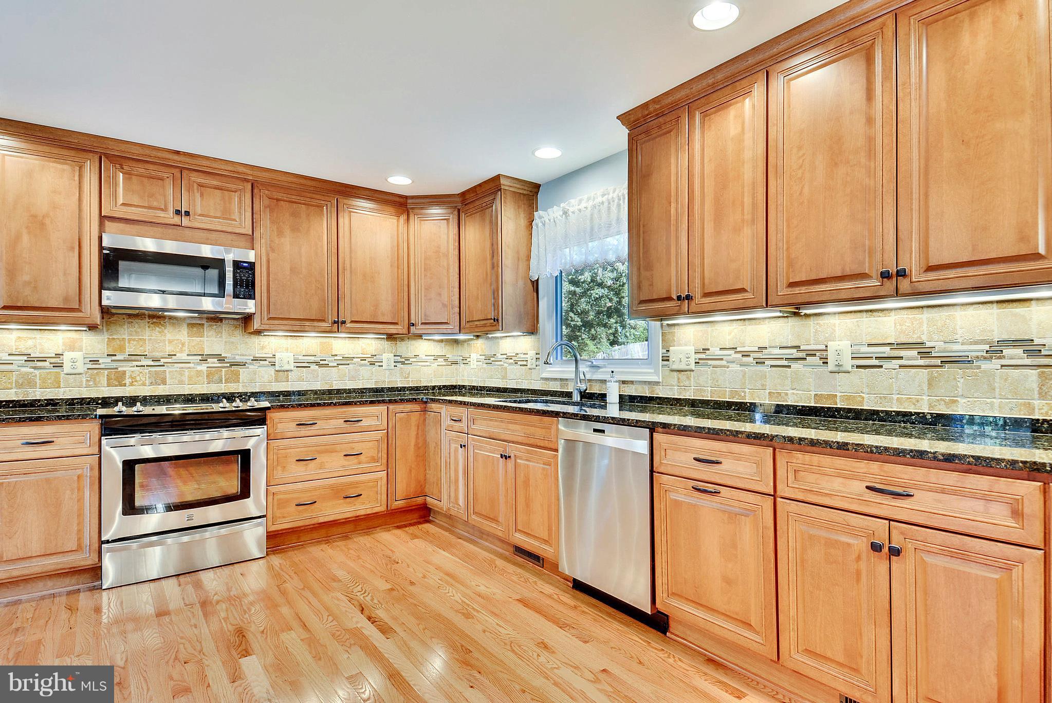 9104 Rockefeller Lane Springfield, VA 22153 - Photo 5 of 30 Kitchen