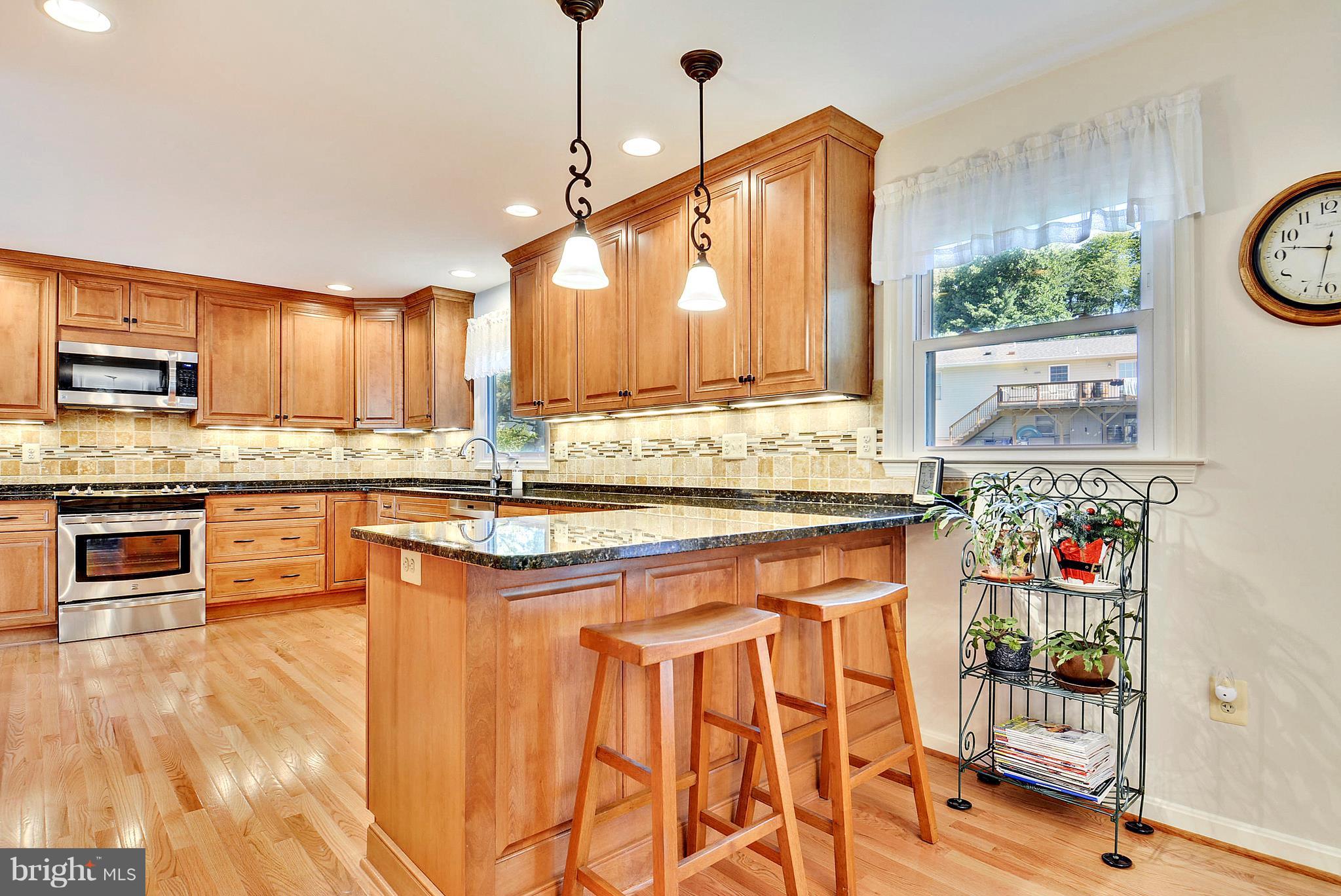 9104 Rockefeller Lane Springfield, VA 22153 - Photo 8 of 30 Kitchen