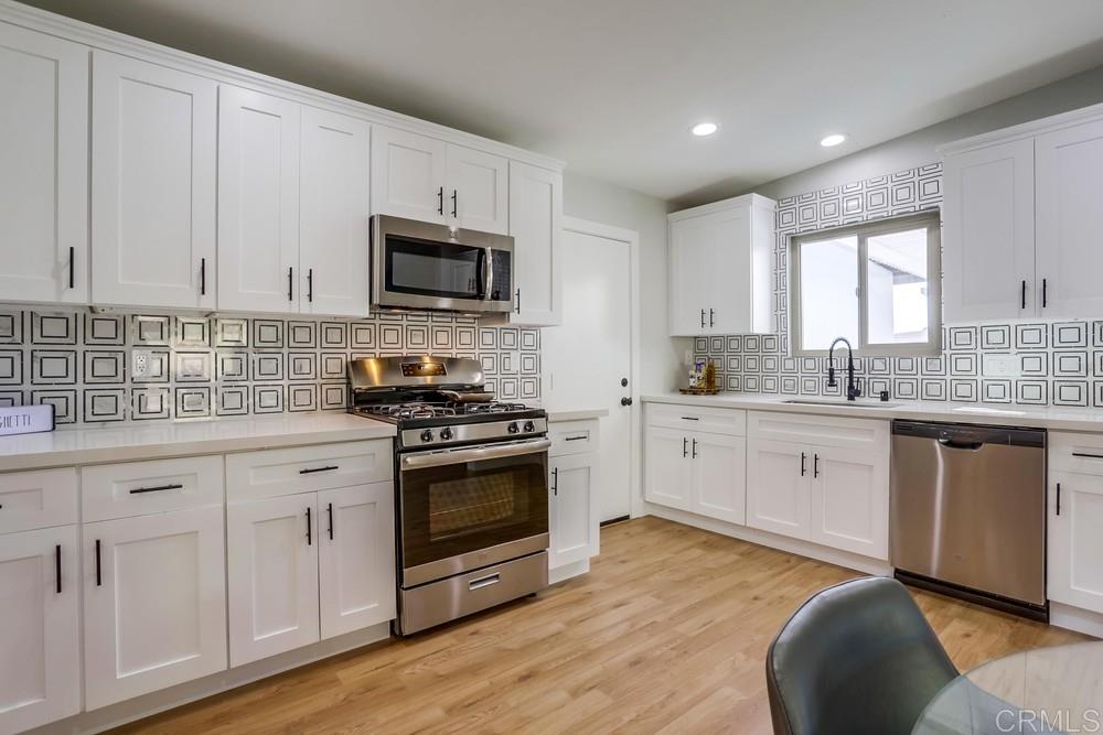 1321 Bluegrass Road Vista, CA 92083 - Photo 8 of 25