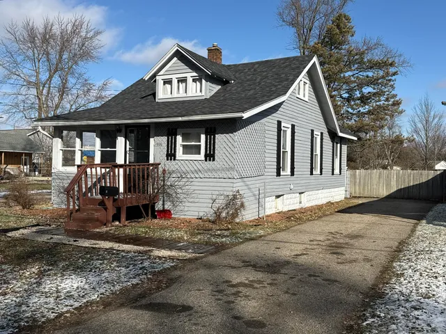 $175,000 | 1920 Schoolcraft Street, Holt, MI 48842