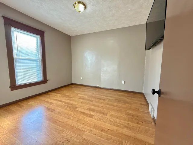 $175,000 | 1920 Schoolcraft Street, Holt, MI 48842