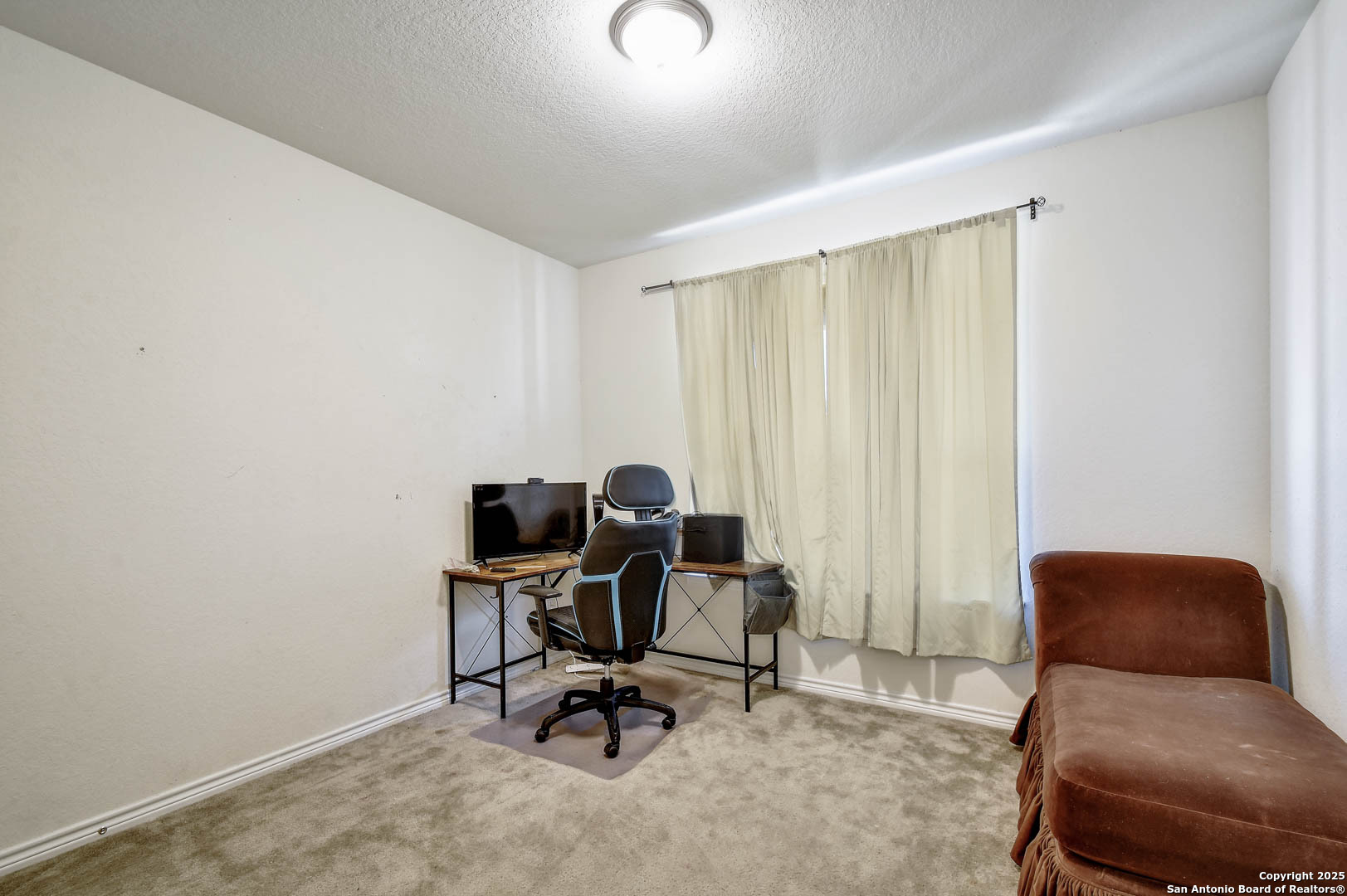 145 Rustic Universal City, TX 78148 - Photo 16 of 25