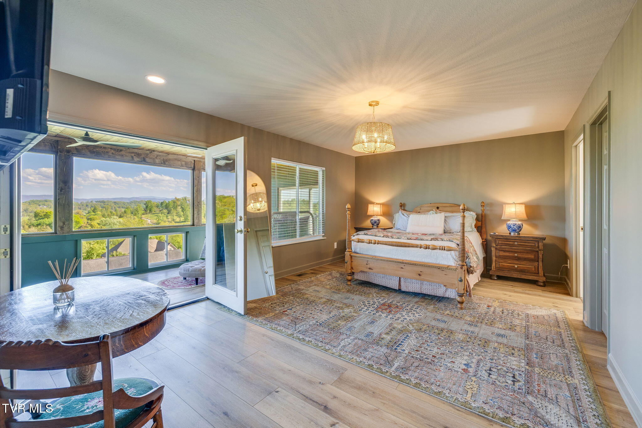 304 Michaels Ridge Boulevard Johnson City, TN 37615 - Photo 23 of 54 022