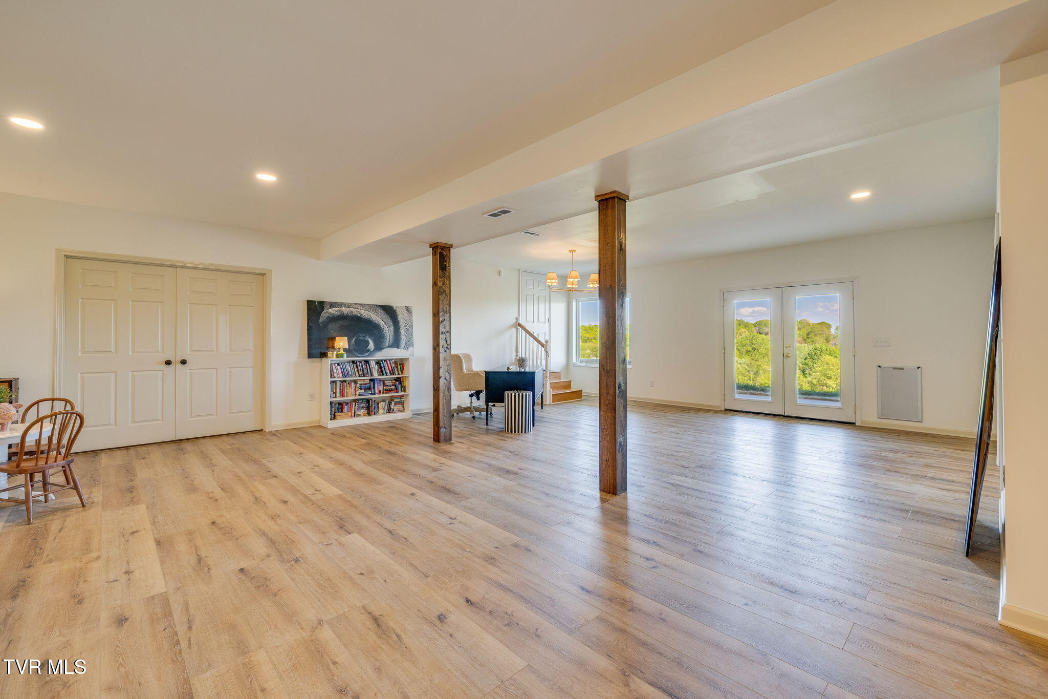 304 Michaels Ridge Boulevard Johnson City, TN 37615 - Photo 37 of 54 036