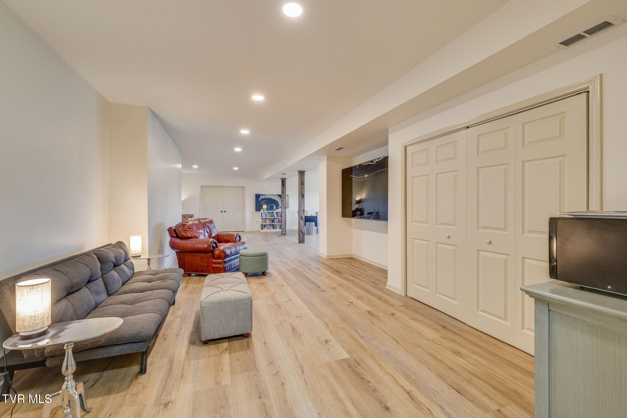 304 Michaels Ridge Boulevard Johnson City, TN 37615 - Photo 39 of 54 038