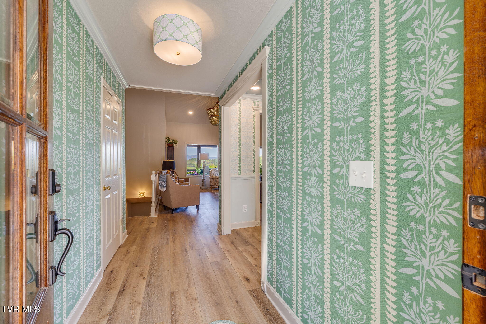 304 Michaels Ridge Boulevard Johnson City, TN 37615 - Photo 5 of 54 004