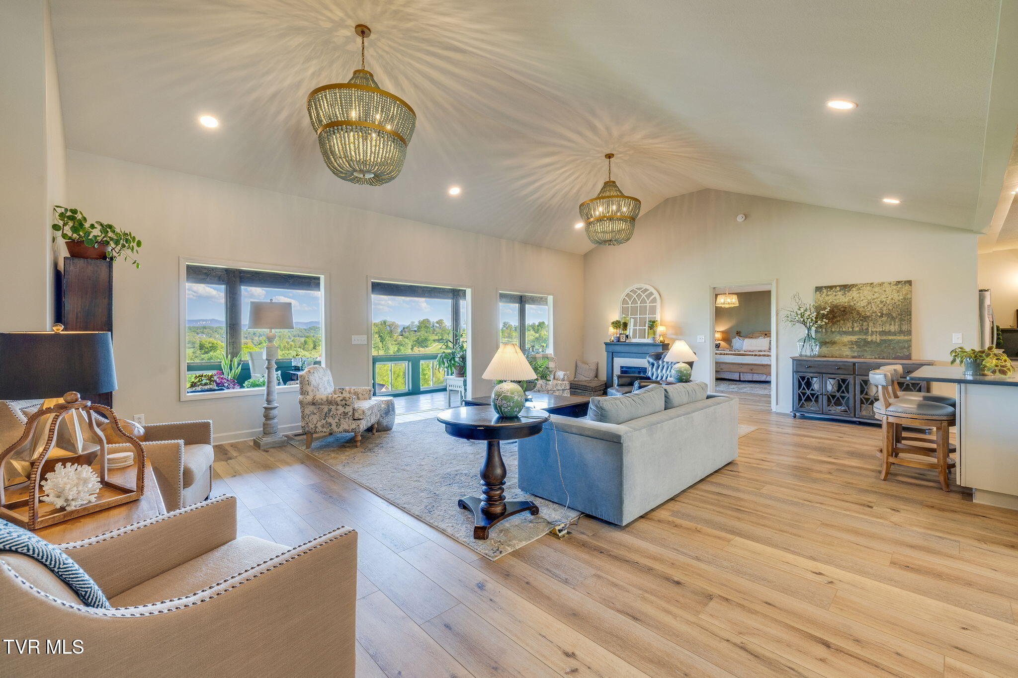 304 Michaels Ridge Boulevard Johnson City, TN 37615 - Photo 6 of 54 005