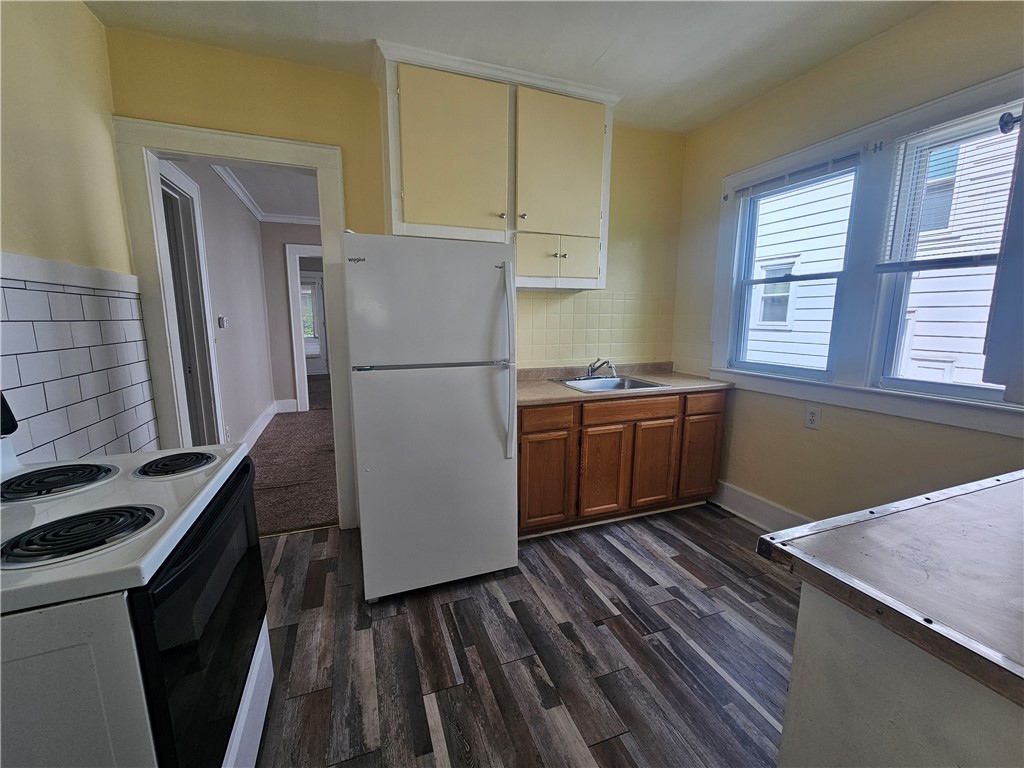 133 McKinley Street Rochester, NY 14609 - Photo 7 of 18