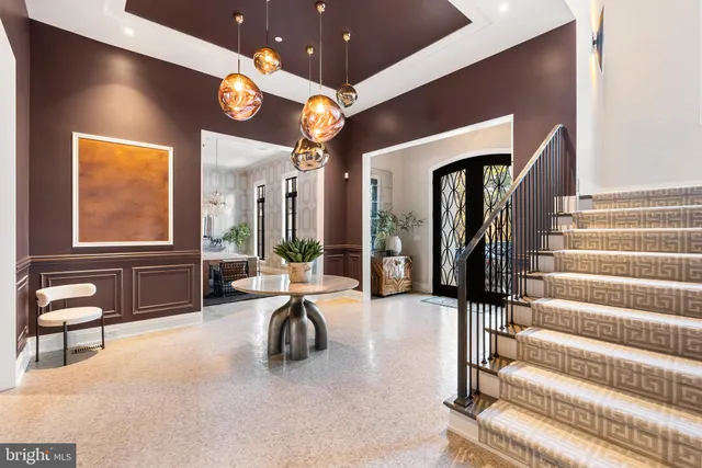 $10,500,000 | 8913 Holly Leaf Lane, Bethesda, MD 20817