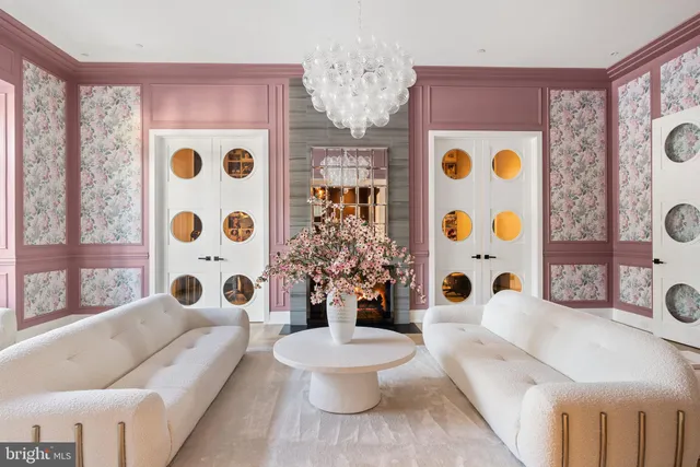 $10,500,000 | 8913 Holly Leaf Lane, Bethesda, MD 20817