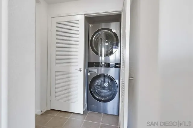 $779,000 | 8233 Station Village Lane, Unit 2409, San Diego, CA 92108