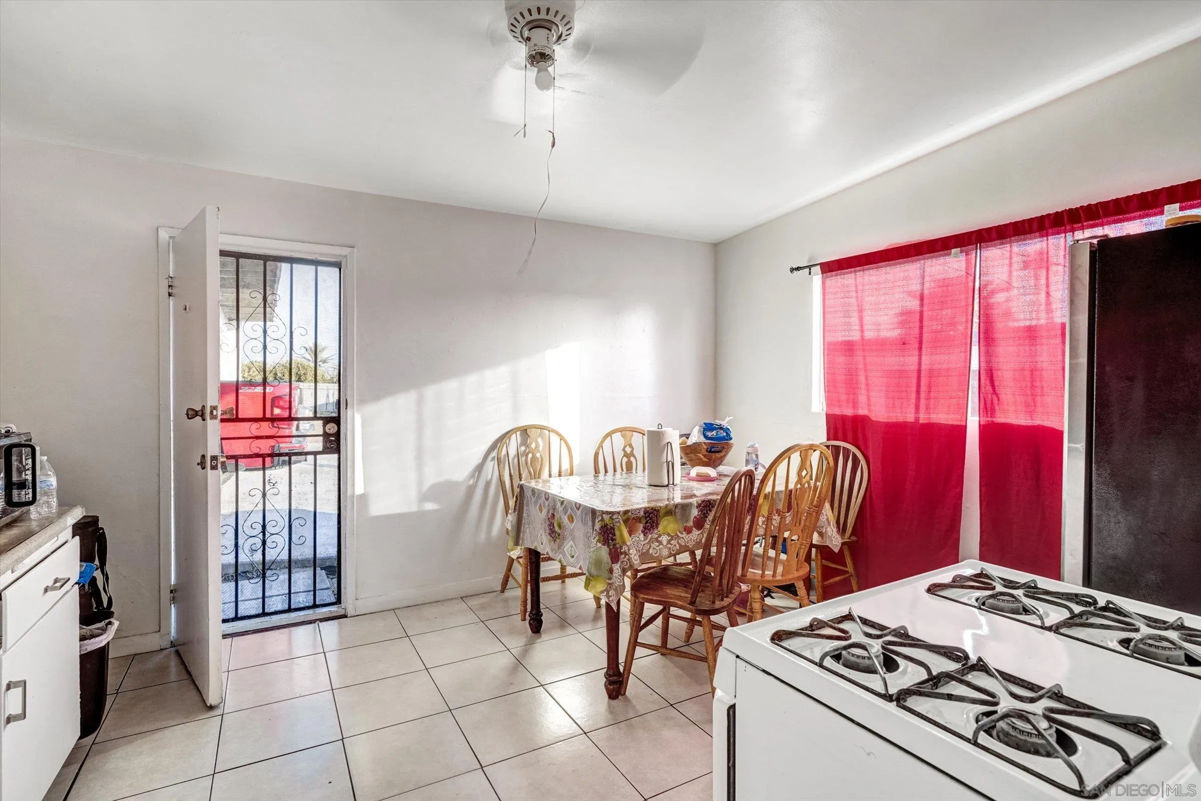 10260 Cook Avenue Riverside, CA 92503 - Photo 28 of 32 a dining room with furniture and window