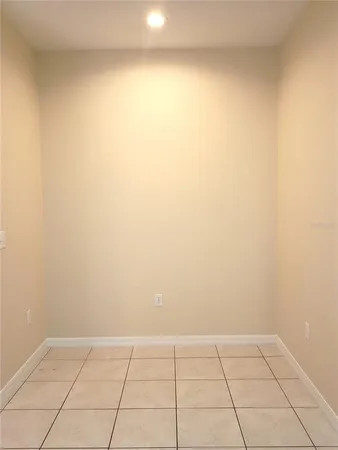 $2,000 | 4239 Winding Vine Drive, Lakeland, FL 33812