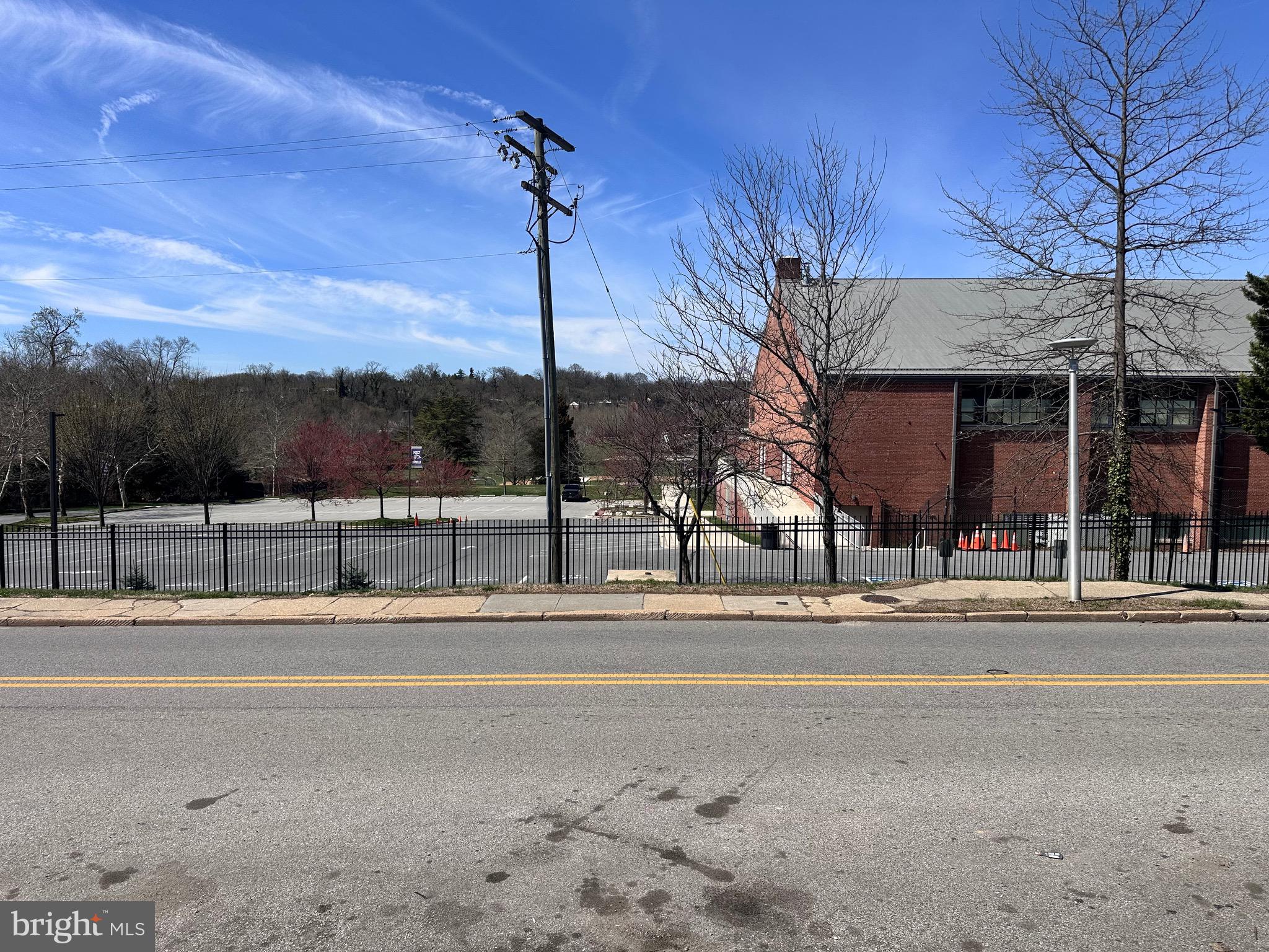 429 Yale Avenue Baltimore, MD 21229 - Photo 2 of 33 Street view