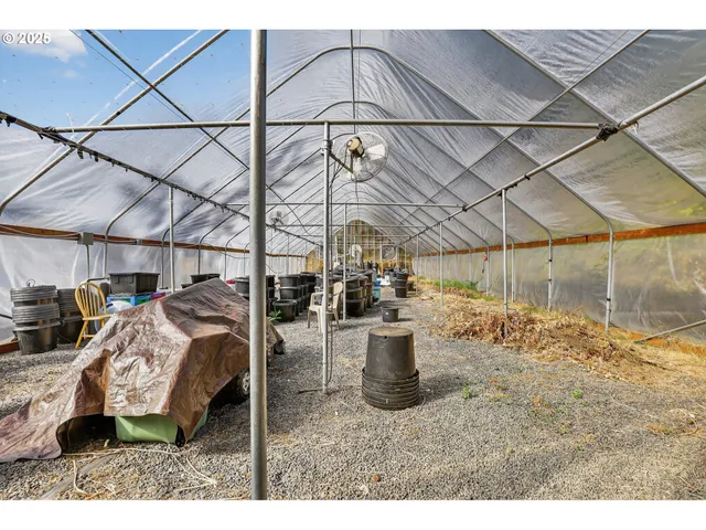 $500,000 | 27331 South Skinner Road, Estacada, OR 97023