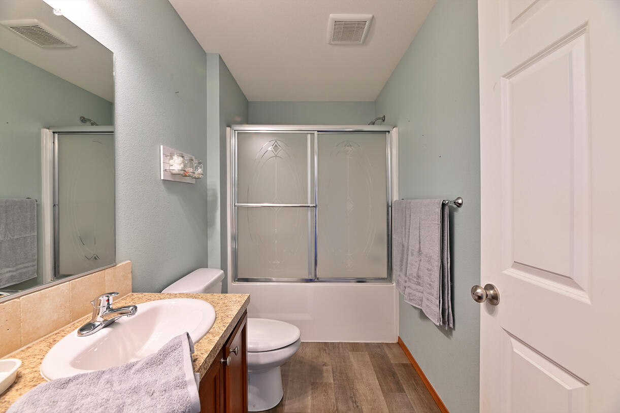 7521 High Banks Road Central Point, OR 97502 - Photo 22 of 28 DSC_1356