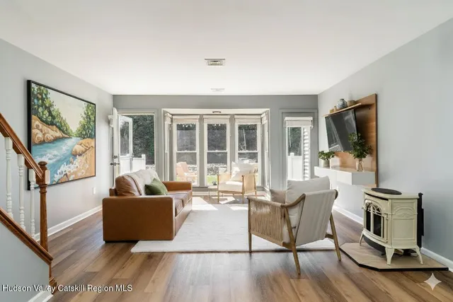 $3,000 | 7 Marina Drive, Catskill, NY 12414