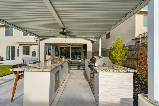 $1,225,000 | 1136 Wadsworth Drive, Roseville, CA 95747