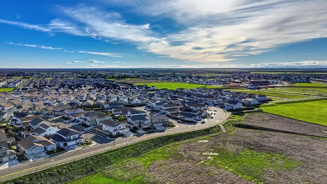 $1,225,000 | 1136 Wadsworth Drive, Roseville, CA 95747