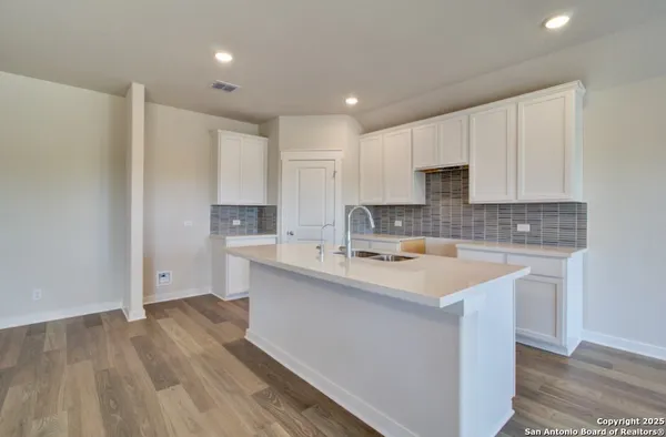 $309,990 | 2506 White Daisy Hill, Converse, TX 78109