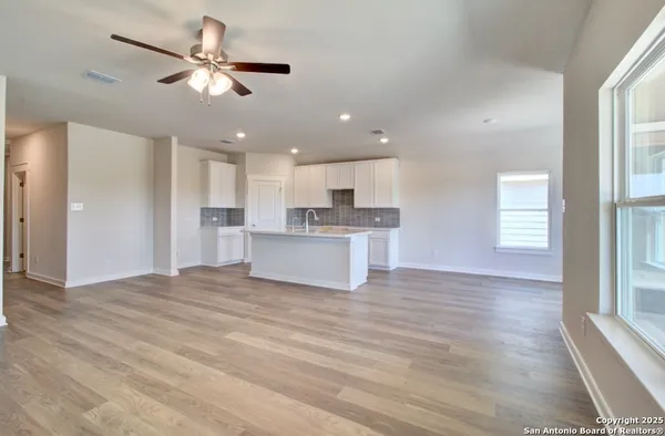 $309,990 | 2506 White Daisy Hill, Converse, TX 78109