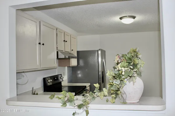 $2,000 | 12627 Enchanted Hollow Drive, Jacksonville, FL 32225