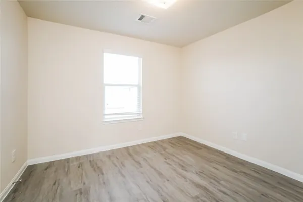 $2,000 | 2438 Connors Path Court, Houston, TX 77073