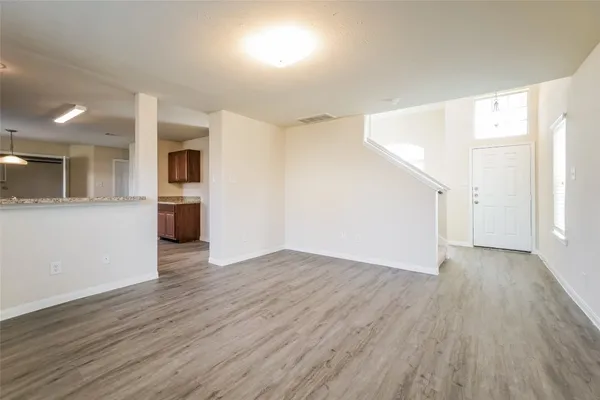 $2,000 | 2438 Connors Path Court, Houston, TX 77073