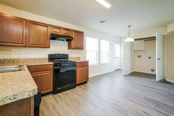 $2,000 | 2438 Connors Path Court, Houston, TX 77073