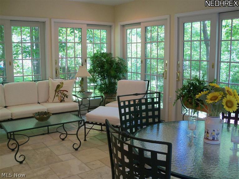 7327 Hayward Road Hudson, OH 44236 - Photo 8 of 25 Gallery Image 8