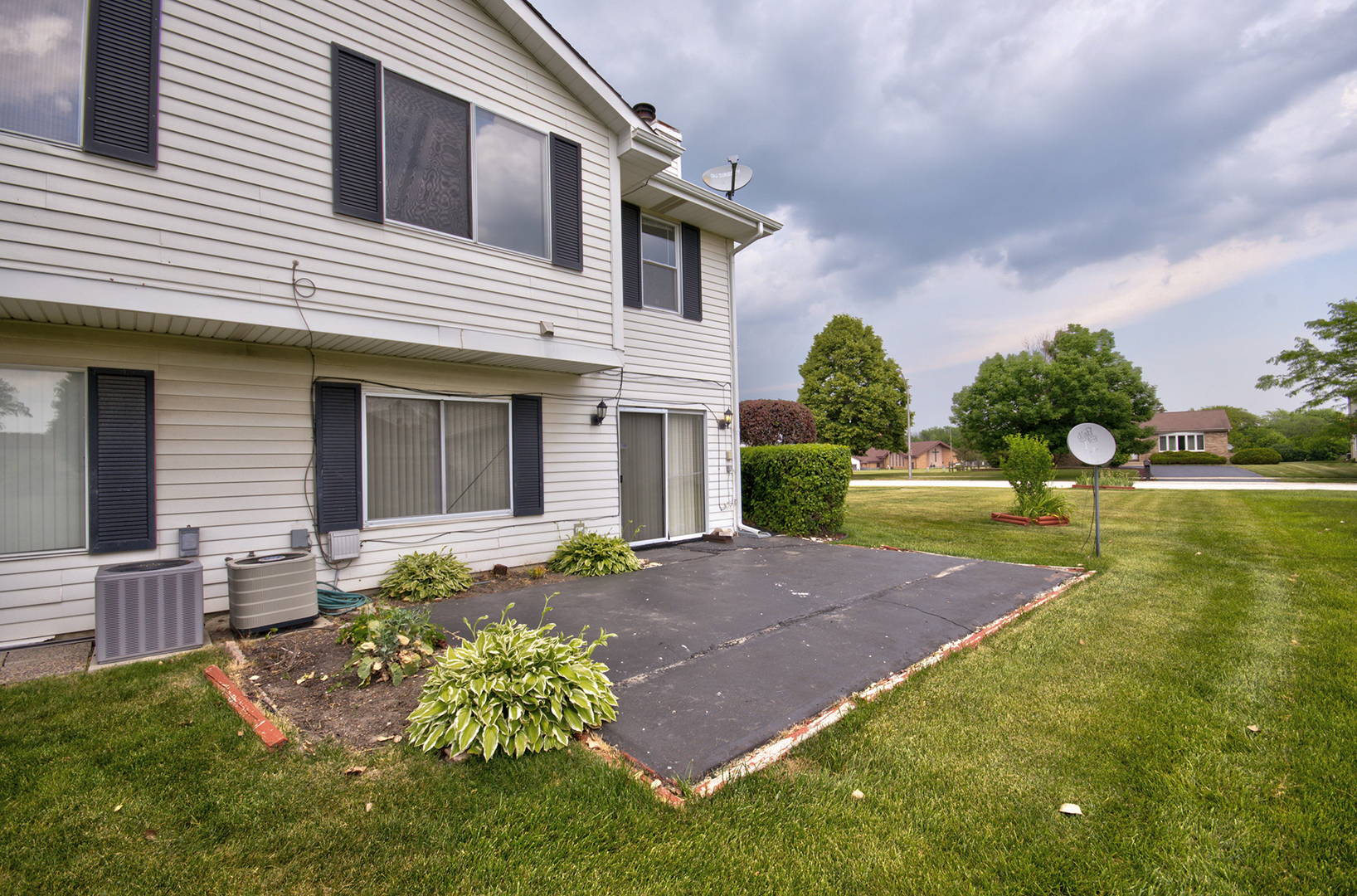 106 Churn Road Matteson, IL 60443 - Photo 3 of 19