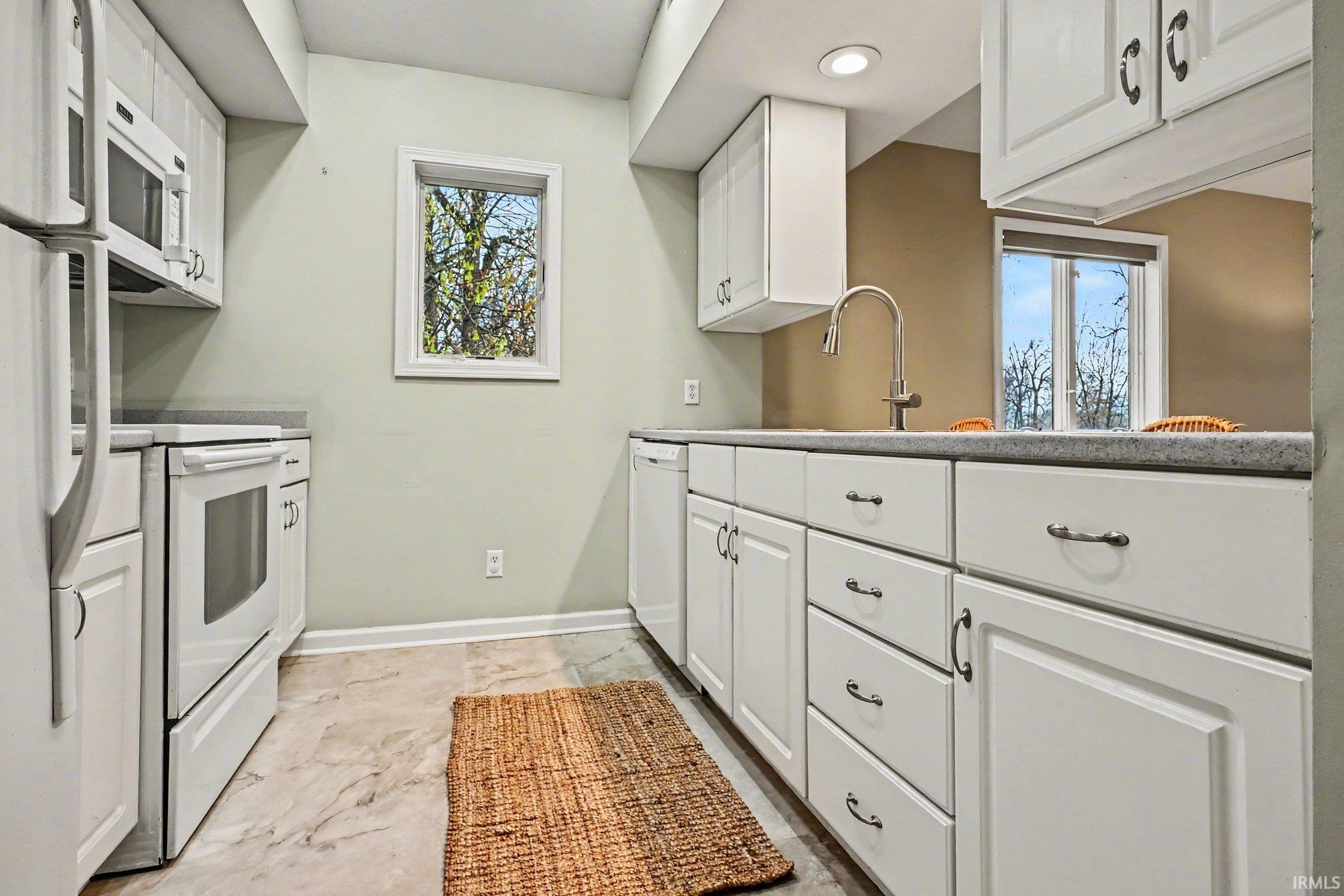 800 East Arthur Street, Unit H4 Warsaw, IN 46580 - Photo 9 of 19