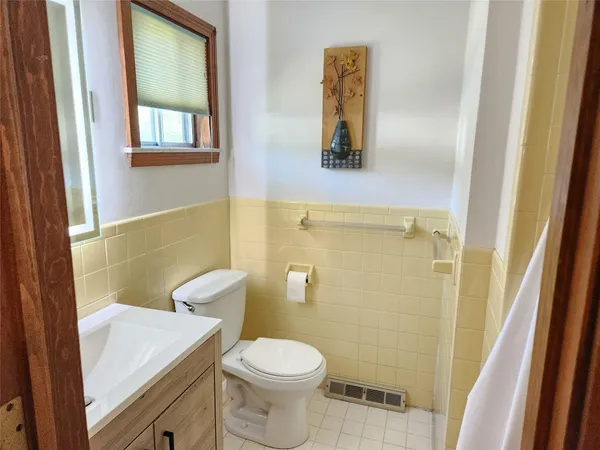 $2,300 | 4152 Marietta Drive, Vestal, NY 13850