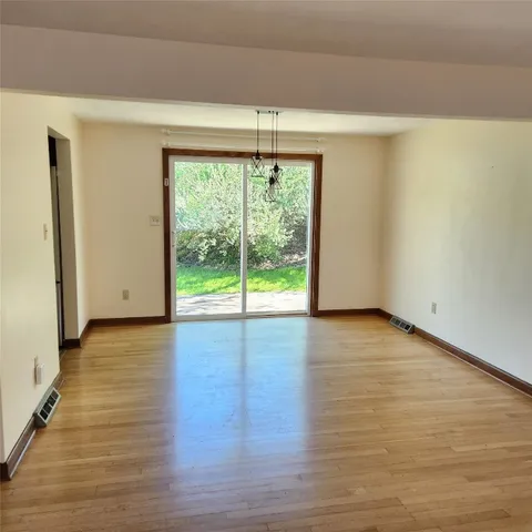 $2,300 | 4152 Marietta Drive, Vestal, NY 13850