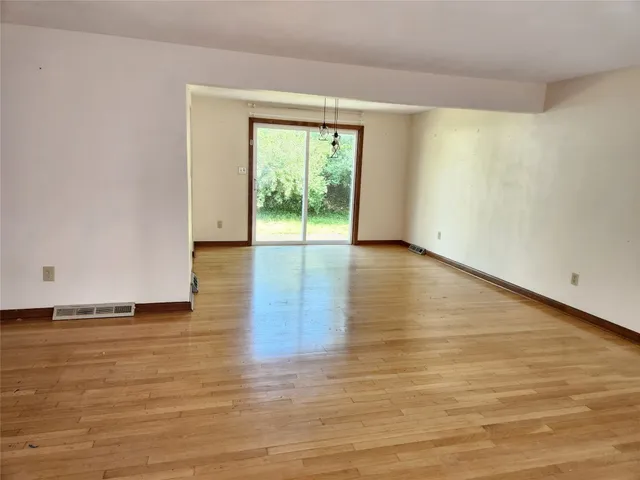 $2,300 | 4152 Marietta Drive, Vestal, NY 13850