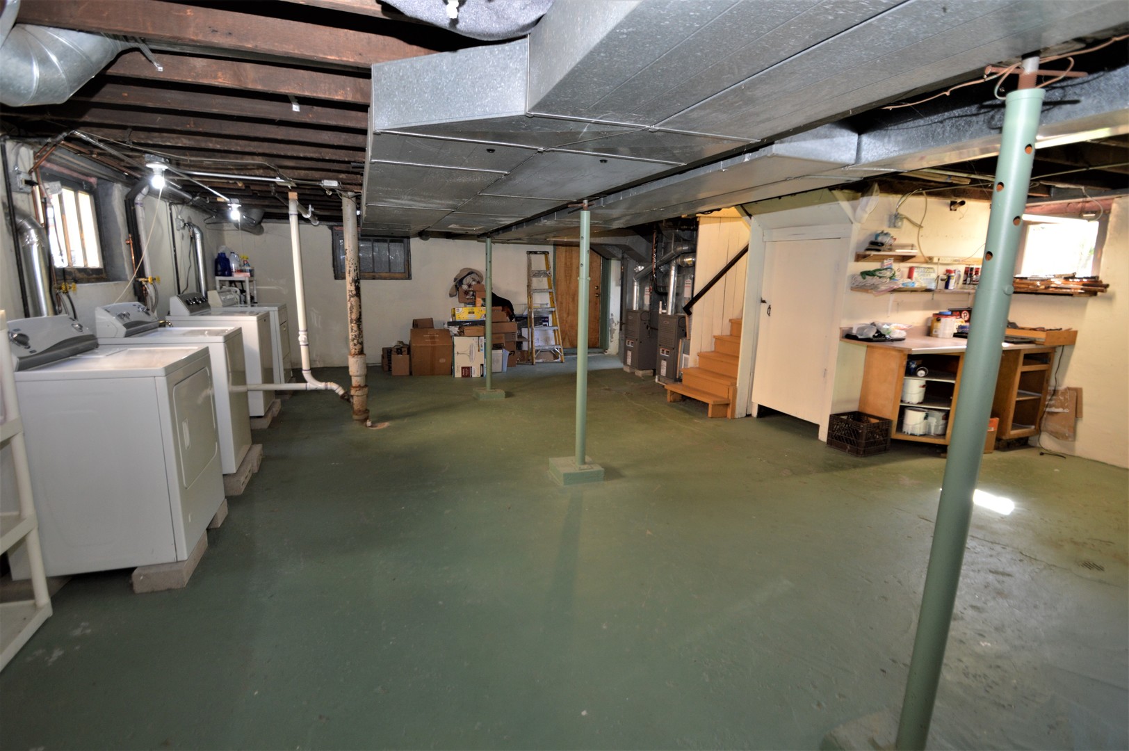 111 Groveland Avenue Riverside, IL 60546 - Photo 33 of 40 a view of the room with wooden floor