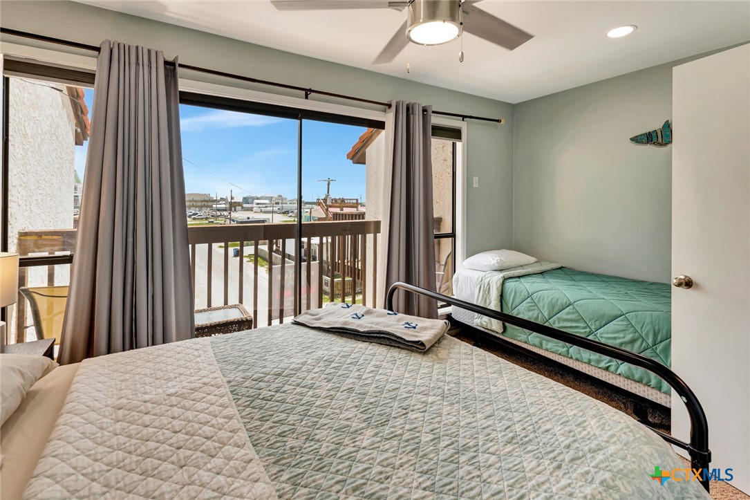 462 15th Street, Unit 2 Port O'Connor, TX 77982 - Photo 18 of 32