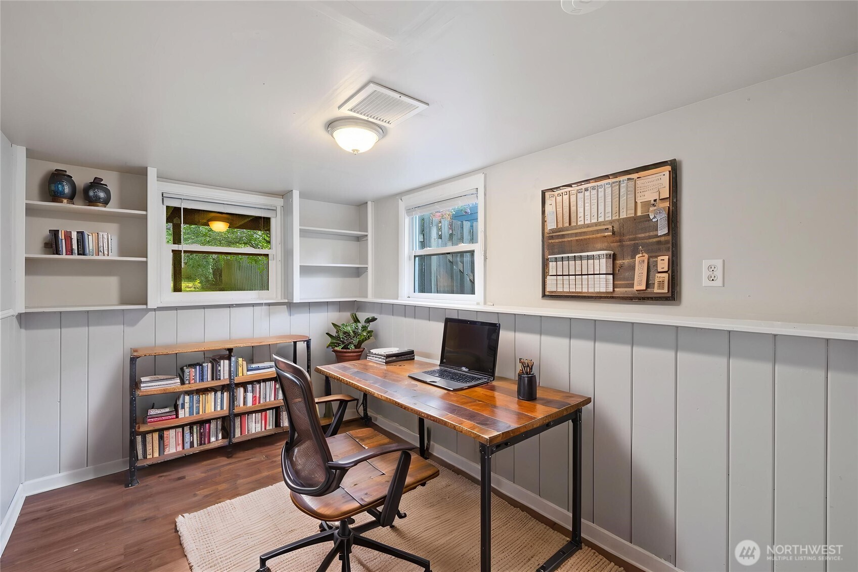 5654 48th Avenue Southwest Seattle, WA 98136 - Photo 15 of 39